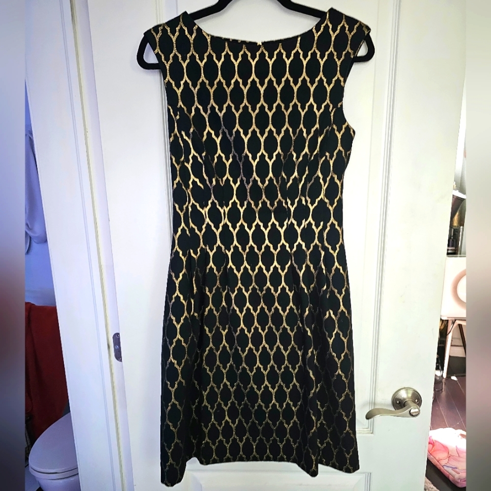 Vince Camuto Black & Gold Dress